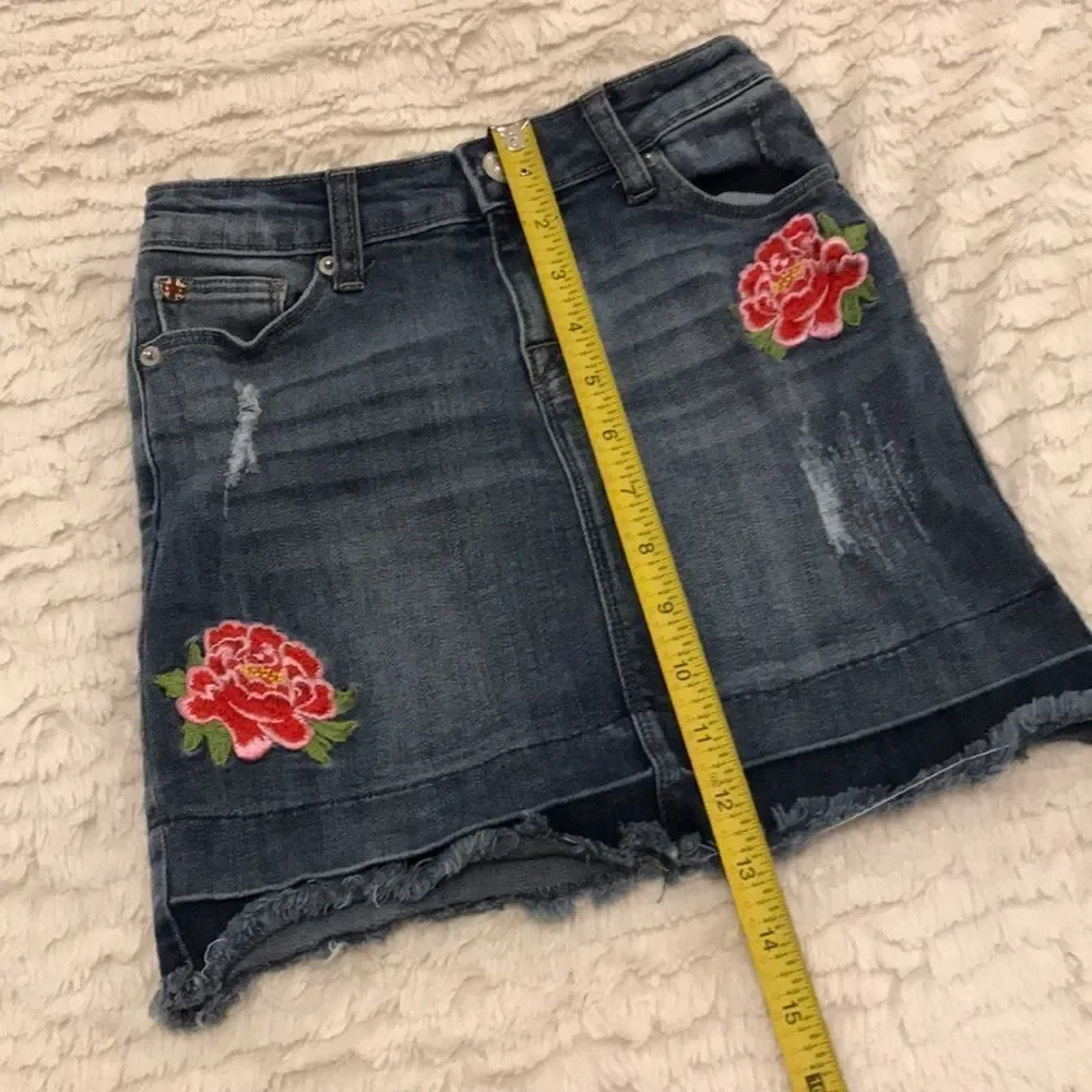 Cute distressed jean skirt